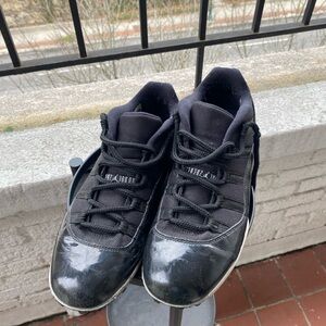 Black Jordan 11 cleats